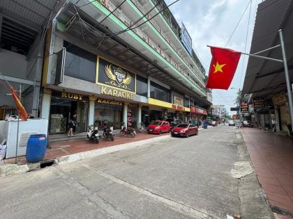Bán Nhà Tổ Hợp Kinh Doanh Phổ Yên 1200m2-7T MT60m Vỉa Hè 45 Tỷ Phổ Yên Có Thương Lượng.