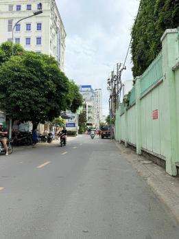 NGAY CHỢ VẢI TÂN BÌNH - LÝ THƯỜNG KIỆT, hàng xóm Q10,  4X17, 3 TẤM ĐÚC, 4PN - chỉ nhỉnh 7 tỷ.