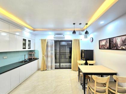 Bán nhà Láng Hạ, Đống Đa, 6 tầng thang máy, cách ô tô 100m, xây mới, 42m, 13.5 tỷ