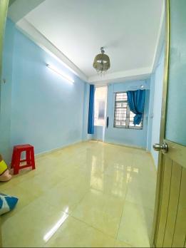 Nhà 4 tầng BTCT hoàn công đủ sổ vuông đẹp giá 4,1 tỷ.