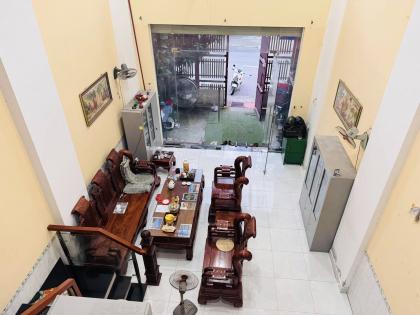 BÁN NHÀ 4 TẦNG – MẶT TIỀN KINH DOANH NGAY KÍNH NỔI DĨ AN 1 – 5x20M – 8 PHÒNG NGỦ – GIÁ NHỈNH 5 TỶ
