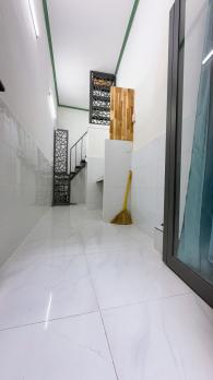 Chỉ 1,4 Tỷ có ngay nhà 3 tầng Quận 6 2PN 2WC.