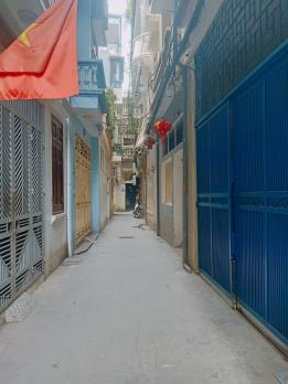 Bán nhà phố Chính Kinh, Thanh Xuân, nhà dân xây, 2 mặt ngõ, giá tốt