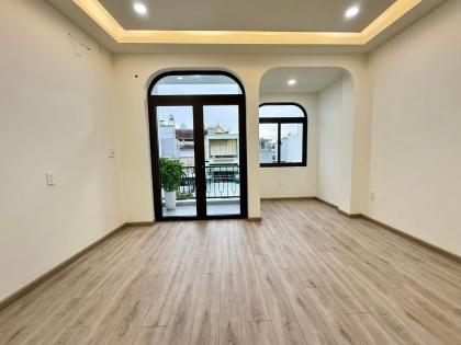 Nhà Mặt Tiền Đường Trần Bá Giao Phường 5 Gò Vấp Cũ.