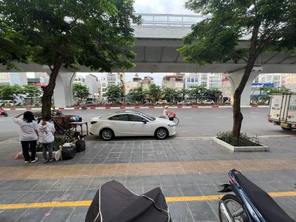 Bán Nhà Mặt Phố Đại La 2 Bà Trưng 55m2-5T 1 SỔ 1 Chủ 29,7 Tỷ Đại La Có Thương Lượng.