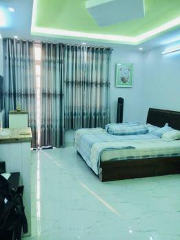 XE HƠI THÔNG! Bán Nhà 4 Tầng Cực Đẹp Lê Văn Sỹ, 45m2, 8.2 Tỷ