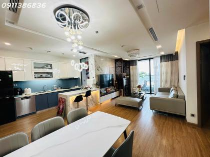 ????VIP????Căn góc Tòa M2 Vinhomes METROPOLIS Liễu Giai 122m2, 3PN đẳng cấp, 26 tỷ