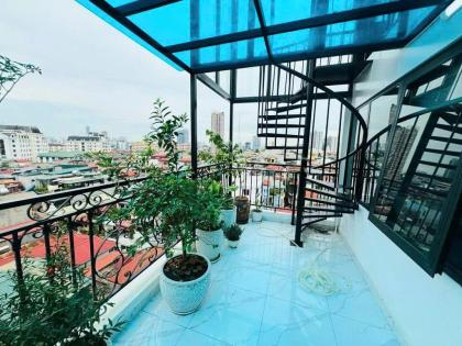 HÀNG HOT. BÁN NHÀ VŨ ĐỨC THẬN VIỆT HƯNG, Ô TÔ TRÁNH, GA RA Ô TÔ, KINH DOANH, GIÁ HỜI