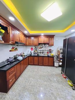 BÁN NHÀ Q.TÂN PHÚ – NGUYỄN SƠN – SÁT CHUNG CƯ PHÚ THẠNH – GIÁP THOẠI NGỌC HẦU + Hẻm nhựa 10m thông thoáng – ô tô né nhau