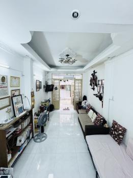 NHÀ QUẬN 3 GIÁ TÂN BÌNH - 51M2 (NỞ HẬU 5M) - 2 TẦNG - CÁCH MT HOÀNG SA 20M - CHỈ 5.99T