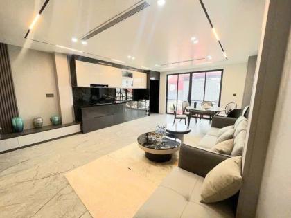 CÓ 102. BÁN NHÀ PHÚC ĐỒNG, CẠNH VINHOME RIVERSIDE, GA RA, THANG MÁY, GIÁ MỀM