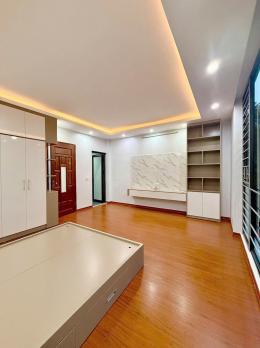 BÁN NHÀ  32M2, 5 TẦNG, FULL NỘI THẤT, 50M RA CỔNG HÀ TRÌ 2 - CHỈ HƠN 7 TỶ