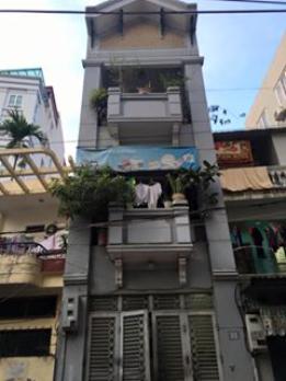Bán nhà ngõ 630 Trường Chinh, diện tích 54/69  x 7 tầng, mặt tiền 11m, giá 26 tỷ.