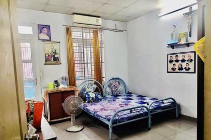 Bán nhà Mặt tiền Nguyễn Kiệm, gần Phan Đăng Lưu, 4,6x24m, 2 tầng cũ, 1 chủ, 13,9 tỷ.