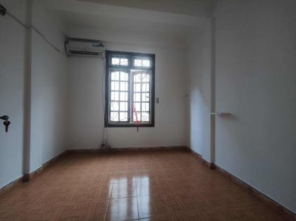 CHO THUÊ NHÀ NÚI TRÚC, BA ĐÌNH, MẶT NGÕ Ô TÔ TRÁNH, GIA ĐÌNH, NAIL, SPA