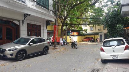Bán Nhà Mặt Phố Lạc Chính Ba Đình 219m2-4T 2MT10m VIEW Hồ 205 Tỷ Có Thương Lượng.