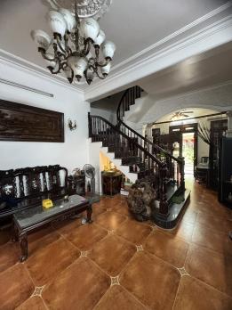 Bán Nhà Mặt Phố Lạc Chính Ba Đình 219m2-4T 2MT10m VIEW Hồ 205 Tỷ Có Thương Lượng.