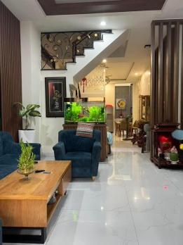 HOT! Bán Nhà Đẹp 5 Tầng Xe Hơi Thông Thành Thái, 50m2, Nhỉnh 10 Tỷ TL