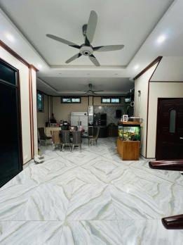 Bán nhà biệt thự liền kề phố Đội Nhân quận Ba Đình.