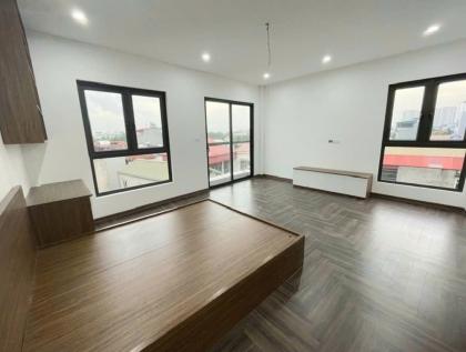 CÓ 102. BÁN NHÀ PHÚC ĐỒNG, VINHOMES RIVERSIDE, GARA Ô TÔ, TM, KD, 59M2, MT KHỦNG, 13.X TỶ