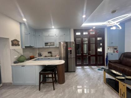 Bán Nhà Phố Lò Sũ Hoàn Kiếm 37m2-6T MT6m 1 SỔ 1 CHỦ 16,9 Tỷ Có Thương Lượng.
