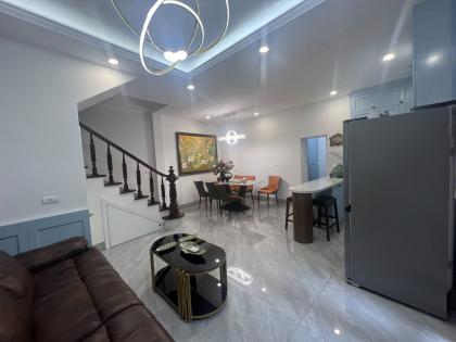 Bán Nhà Phố Lò Sũ Hoàn Kiếm 37m2-6T MT6m 1 SỔ 1 CHỦ 16,9 Tỷ Có Thương Lượng.
