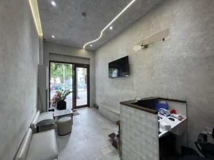 Quận 3 - Bán gấp nhà mặt tiền TPHCM, khu kinh doanh, giá tốt