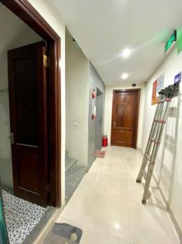 bán nhà nguyễn xiển, 3 ô tô tránh, vỉa hè, 90m2, 5 tầng, ngang 5m, giá 28 tỉ