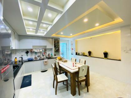 Bán Nhà Mặt Tiền Hẻm Đường Phạm Hữu Lầu, Giáp Phú Mỹ Hưng 4.6 x16 CHỉ 7 Tỷ 9
