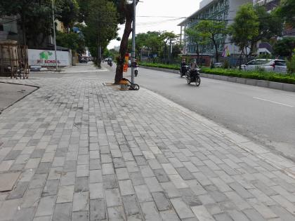 Bán Nhà Mặt Phố Lạc Long Quân Tây Hồ 118m2-4T 5m Vỉa Hè 46,6 Tỷ Có Thương Lượng.
