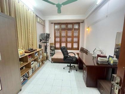 Bán nhà lô góc Nguyễn Chí Thanh 2 thoáng, gần ô tô, kinh doanh nhỏ, 30mx6 tầng. 8.7 tỷ