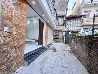 BÁN NHÀ 5T MỚI, MẶT TIỀN RỘNG TẠI QUANG TRUNG - HÀ ĐÔNG