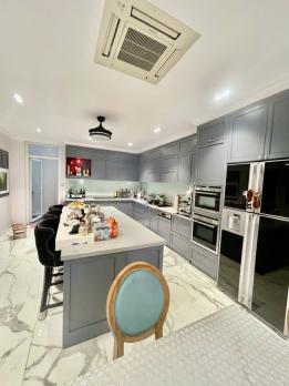 Ở NGAY! Bán Nhà 4 Tầng Xe Hơi Thông Điện Biên Phủ, 50m2, 9 Tỷ TL
