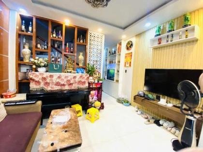 Bán nhà Hẻm 4m Phan Đình Phùng - thông ra Trường Sa, 8,2x8m, 5 Tầng - 10 PN, 12,9 tỷ.