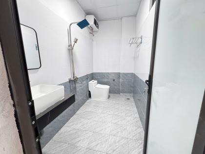 BÁN NHÀ 5T MỚI XÂY TẠI MẬU LƯƠNG, NGÕ RỘNG, THÔNG, CHỈ 7.6 TỶ
