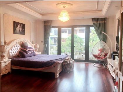 Cho thuê nhà Khu Tổng Cục V, Hà Đông, 100m2, 5 tầng, thông sàn, 25tr