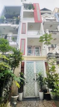Quận 1 - Bán gấp nhà hẻm xe ôtô TPHCM, gần Chợ Bến Thành, có thang máy