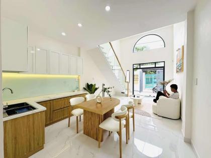 NHÀ 2 TẦNG ĐÚC MỚI TINH 64M2, HXH THÔNG. GẦN TRƯỜNG VÕ TRƯỜNG TOẢN ĐƯỜNG HT45, TÂN THỚI HIỆP. QUẬN