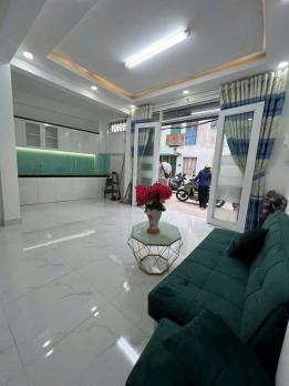 TIN ĐƯỢC KHÔNG 4 tầng mới HXH Phường 7 Quận 6 chỉ 4 tỷ nhỉnh à.