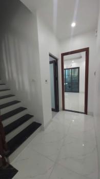 BÁN NHÀ CẠNH BỂ BƠI ĐA SỸ KIẾN HƯNG - 5 TẦNG - 2 MẶT THOÁNG - GIÁ CHỈ 6.x TỶ