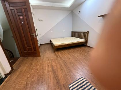 Hiếm! Bán nhà đường Trần Duy Hưng, Cầu Giấy, nhà đẹp ở luôn, mặt tiền rộng, gần phố