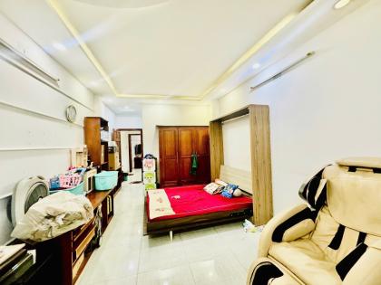 Siêu phẩm 4 tầng cạnh HXH 10m Hậu Giang Quận 6 79m2 chỉ 7 đồng nhỉnh.