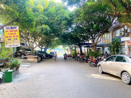 Bán nhà đường Lý Thường Kiệt – Phường 15 – Quận 11 :  + Ngang 4,5m x 16m  + Hiện trạng nhà kết cấu 6 tầng, 8pn