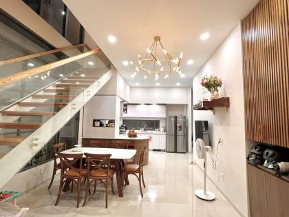 NGỘP giảm 6 tỷ MTKD 4 lầu đẹp Nguyễn Hữu Tiến 160m2 ngang 5m gần Tây Thạnh 19.3 tỷ.