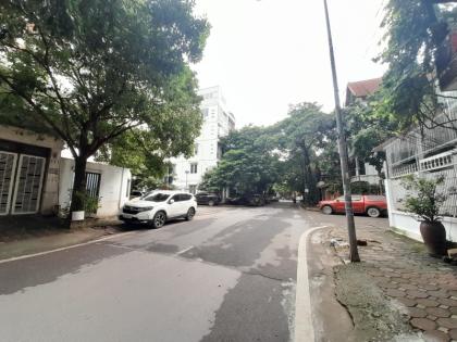 bán nhà phố bạch thái bưởi, văn quán, 100m2, 6 tầng thang máy, giá chào 27,5 tỉ