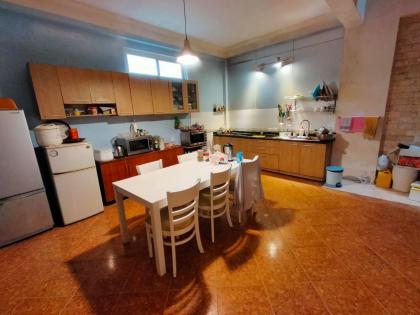 Bán Nhà P/Lô Ô Tô Tránh Phố Đặng Văn Ngữ 106m2-4T MT6,8m Hồ Đắc Di 35 Tỷ Có Thương Lượng.