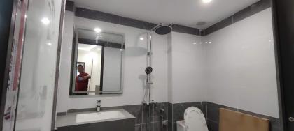 BÁN NHÀ 5T MỚI TẠI TRẦN PHÚ - HÀ ĐÔNG, GẦN GA TẦU ĐIỆN  TRÊN CAO, DT 36M2, THANG MÁY,  GIÁ