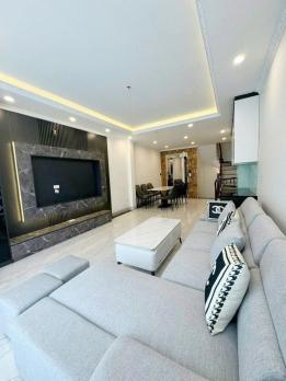 BÁN NHÀ SÀI ĐỒNG, LONG BIÊN, KINH DOANH , GARA Ô TÔ CAMRY, THANG MÁY, Ô TÔ TRÁNH, NGÕ NHƯ PHỐ, CÓ 8.x TỶ