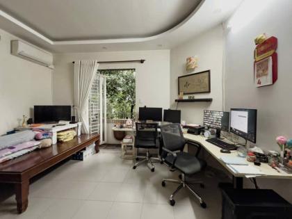 Biệt thự mini ngang 8m 120m2 mái Thái hẻm 183 Nguyễn Văn Khối tặng sân vườn ĐL 13 tỷ hơn