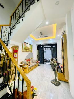 BÁN NHÀ ĐƯỜNG PHAN ĐĂNG LƯU - KHU PHAN XÍCH LONG - 50 M2 - 4 TẦNG - NHÀ ĐẸP Ở NGAY CÁCH 20 MÉT LÀ MẶT TIỀN ĐƯỜNG